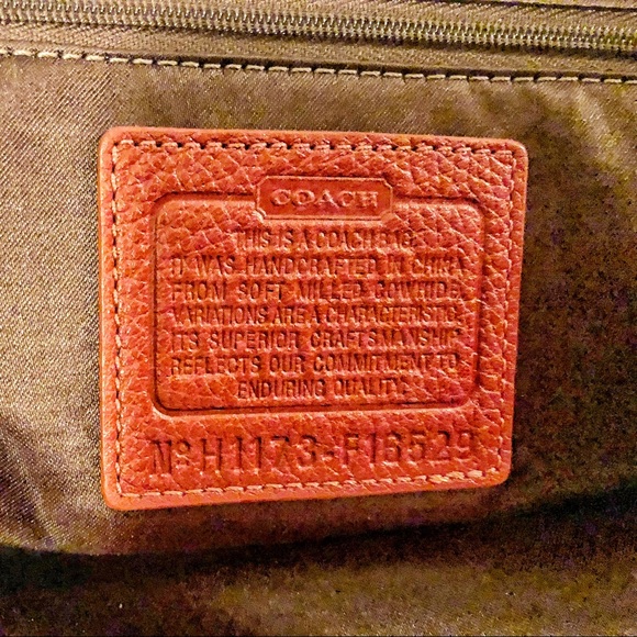 Red leather Authentic Coach Purse - Picture 8 of 8